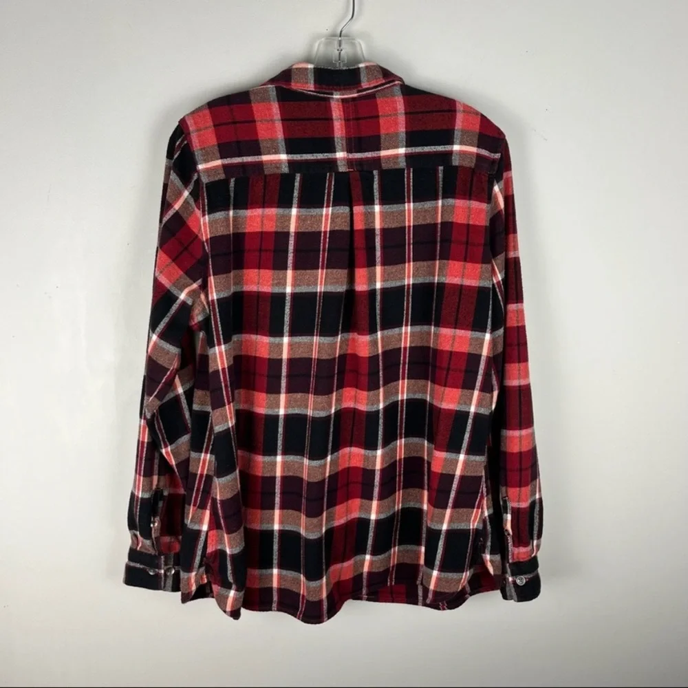 Woolrich Women’s Red & Black Plaid Flannel 100% Cotton Button Down Shirt XL - Picture 3 of 6